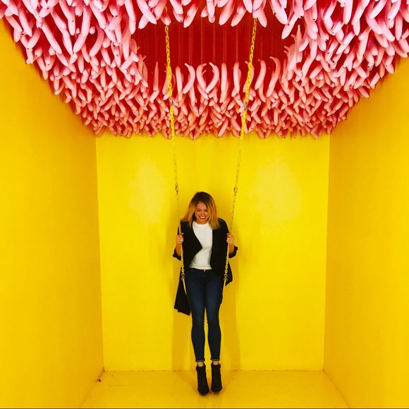 Meet your Posher, Tyler - Picture 1 of 1